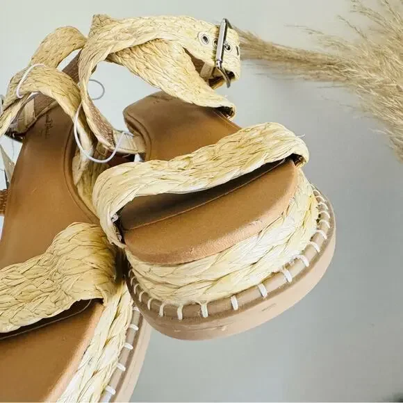 NEW TARGET UNIVERSAL THREAD White Beige Platform Wedge Heel Sandals Slides 7.5 - Picture 6 of 11